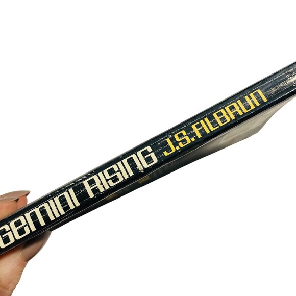 Gemini Rising By J.S. Filbrun Paperback Vintage Book - Picture 2 of 6